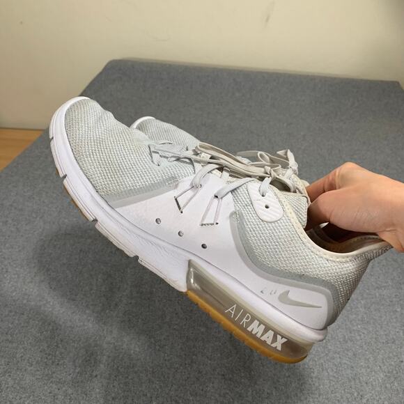 Nike Air Max Sequent 3 Womens Size 11 White Athletic Shoes - Picture 2 of 15